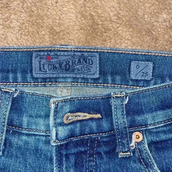 Lucky Brand Jeans - Picture 3 of 4